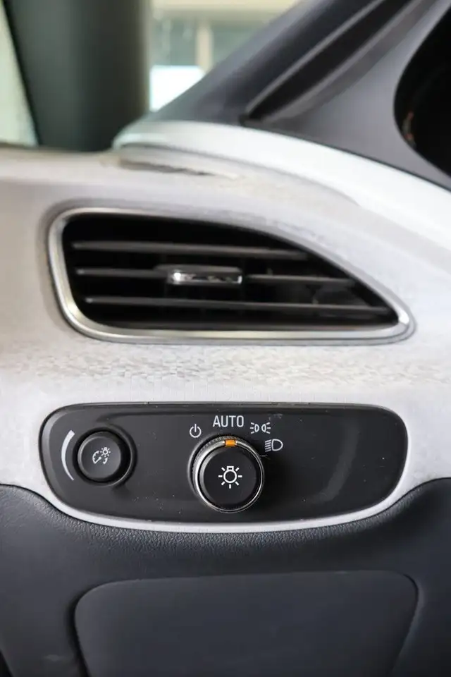 Chevrolet Bolt fotografie Chevrolet Bolt