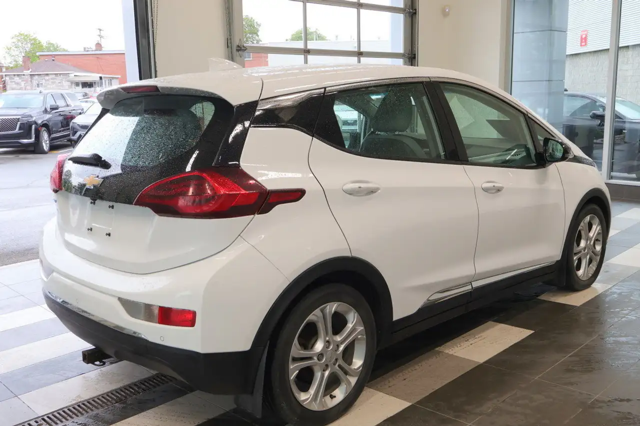 Chevrolet Bolt fotografie Chevrolet Bolt
