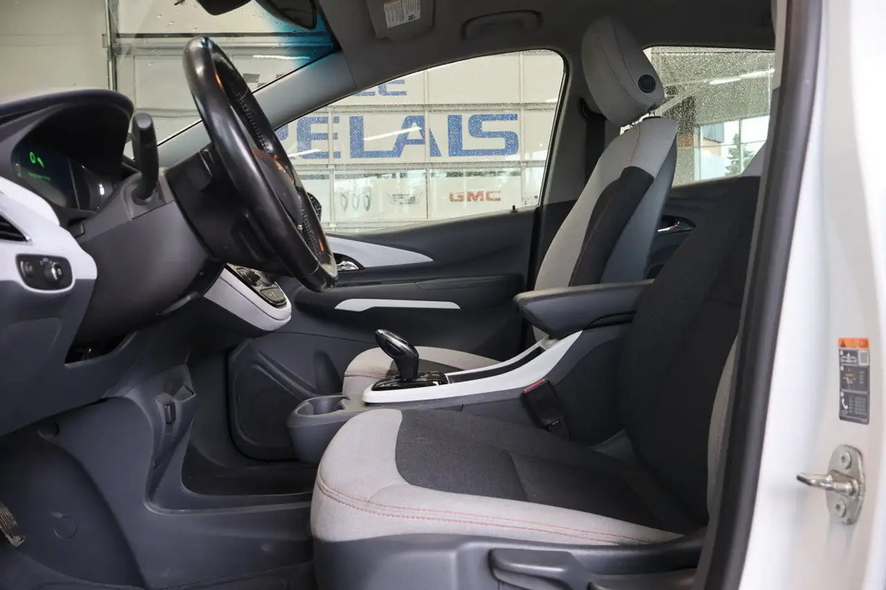 Chevrolet Bolt fotografie Chevrolet Bolt