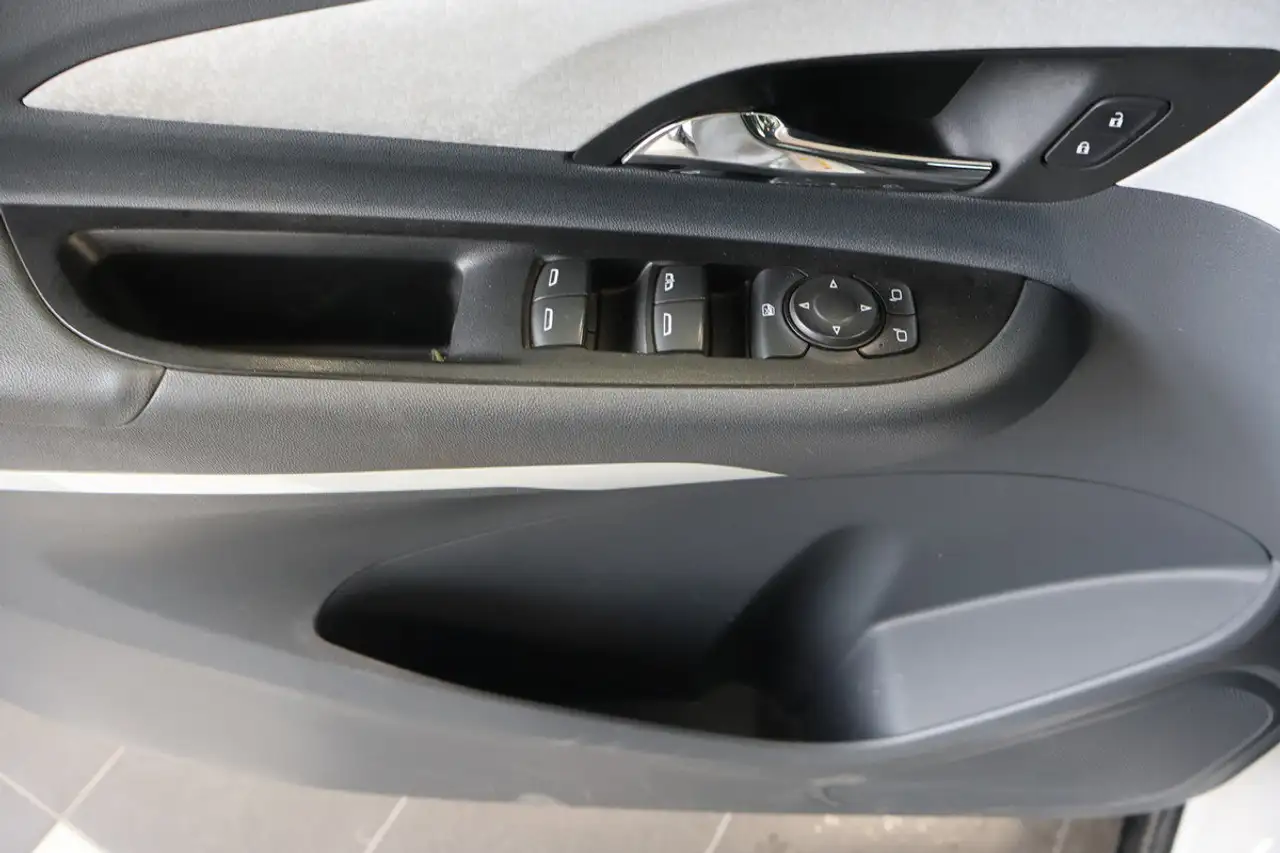 Chevrolet Bolt fotografie Chevrolet Bolt