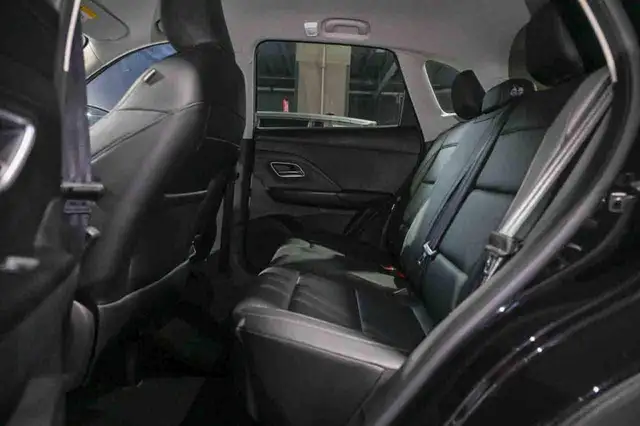 MG ZS view 11