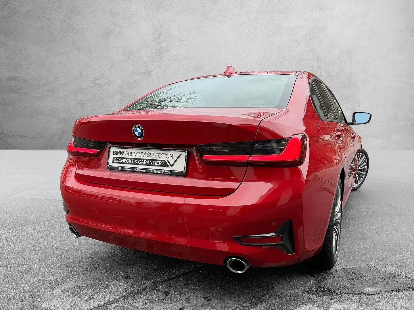 BMW 330 i xDrive Limousine Rouge - 2