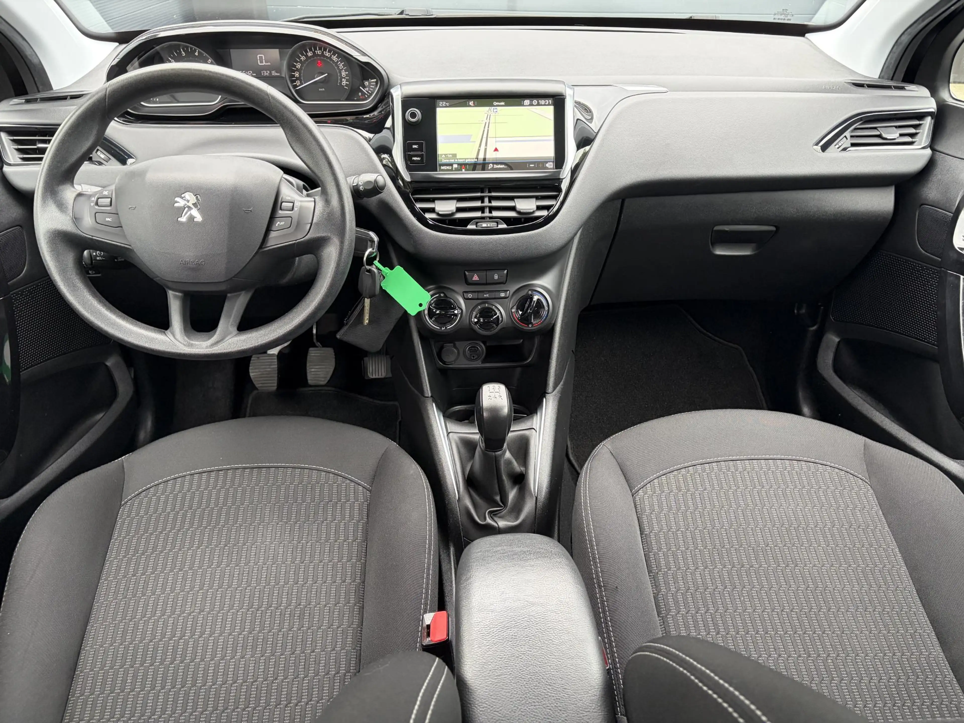 Peugeot 208 1.2 PureTech Blue Lion ✓2e Eigenaar✓Navi✓Carplay✓A — photo 6
