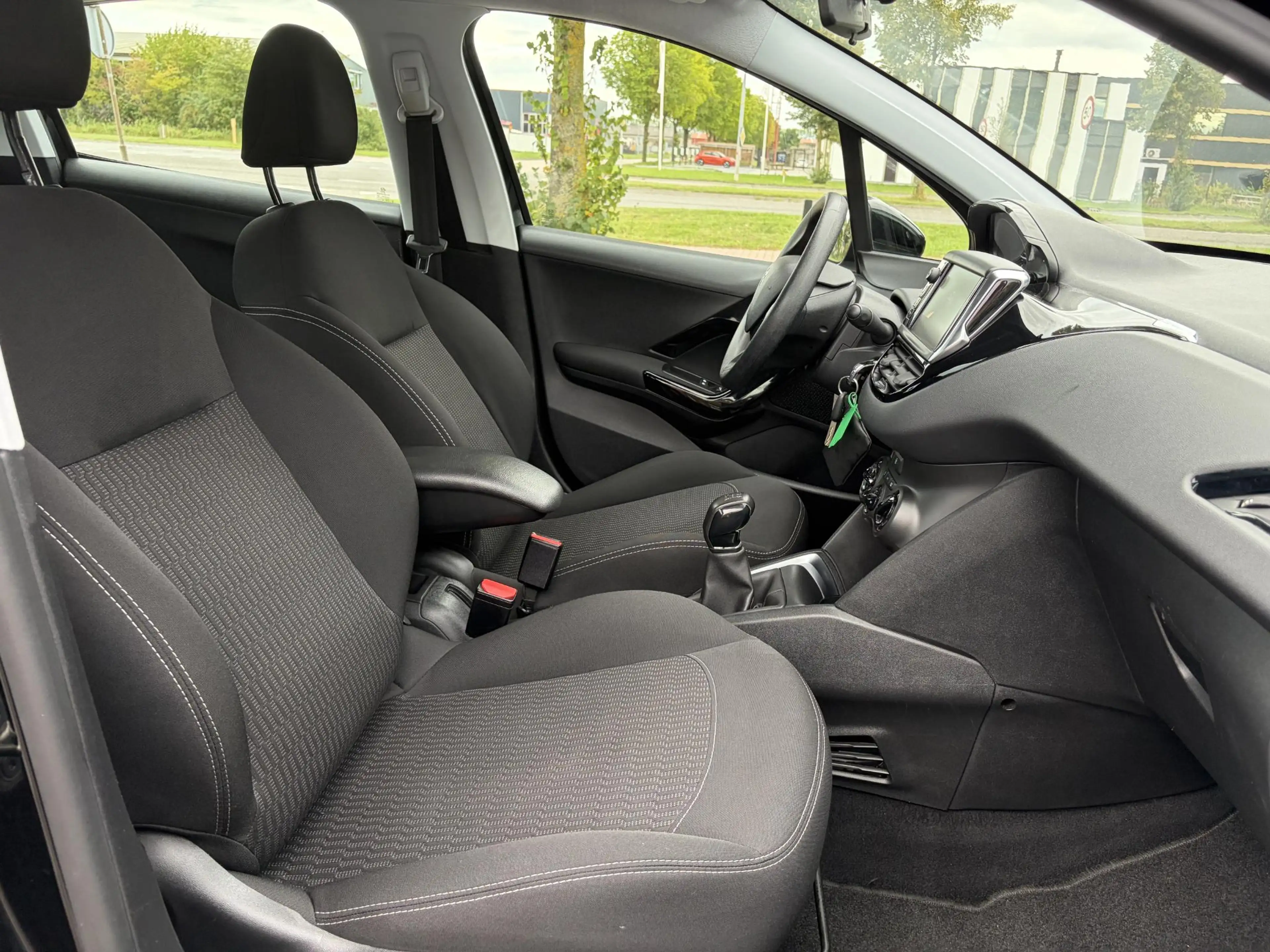 Peugeot 208 1.2 PureTech Blue Lion ✓2e Eigenaar✓Navi✓Carplay✓A — photo 9
