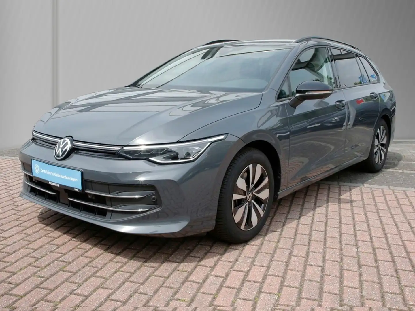 Volkswagen Golf VIII Variant 2.0 TDI DSG Goal AHK 360°CAM Navi+... Grau - 2