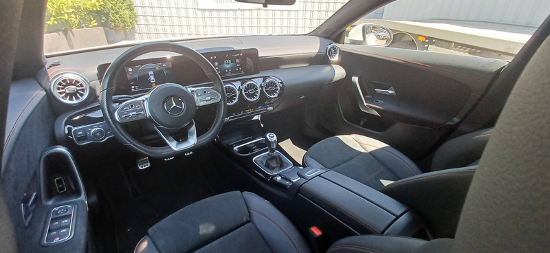 Mercedes-Benz CLA 180 CLA Coupe 180 AMG-Klimaaut-Navi-Leder-Panorama-Sitzhzg-18" — photo 9