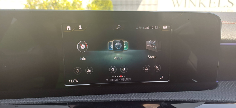Mercedes-Benz CLA 180 CLA Coupe 180 AMG-Klimaaut-Navi-Leder-Panorama-Sitzhzg-18" — photo 15