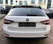 Skoda Superb 2.0 TDI Premium Edition Leder Kamera ACC Weiß - thumbnail 6