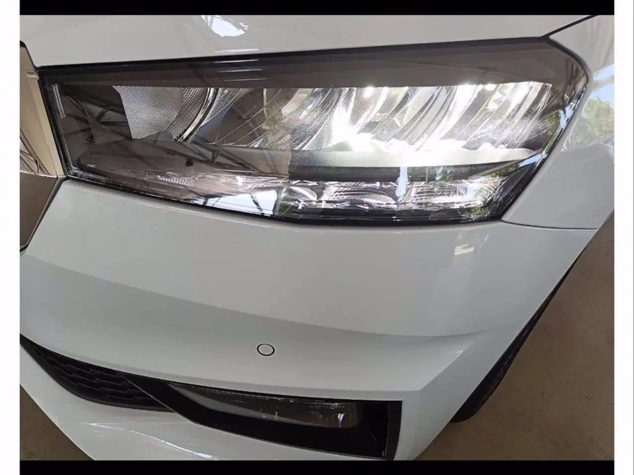 Skoda Fabia 1.0 mpi young edition 80cv, миниатюра 6