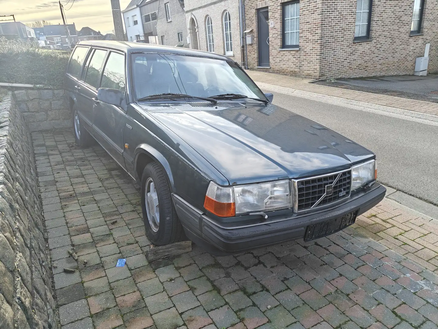 Volvo 740 GLT 16V - 1