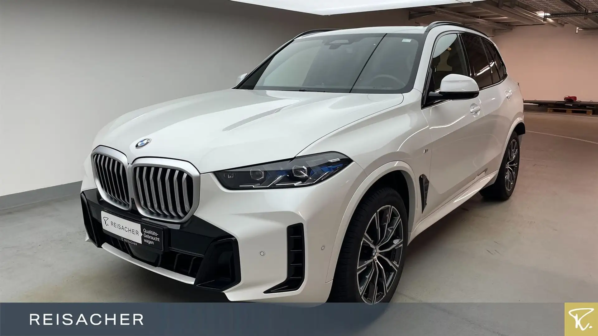 BMW X5 xDrive30d A M-Sport,Pano,AHK,DAProf,Autom Weiß - 1