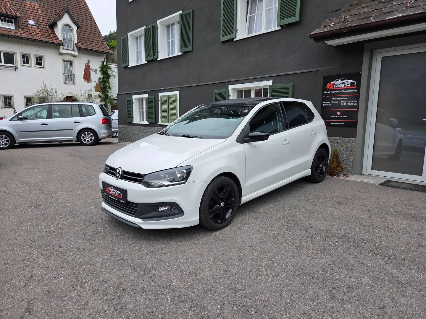 Volkswagen Polo Polo 4Sports 1,2 R-Line Frisch Vorgeführt 07/27 Weiß - 1