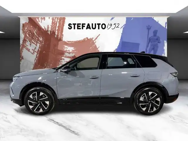 Opel Grandland view 3
