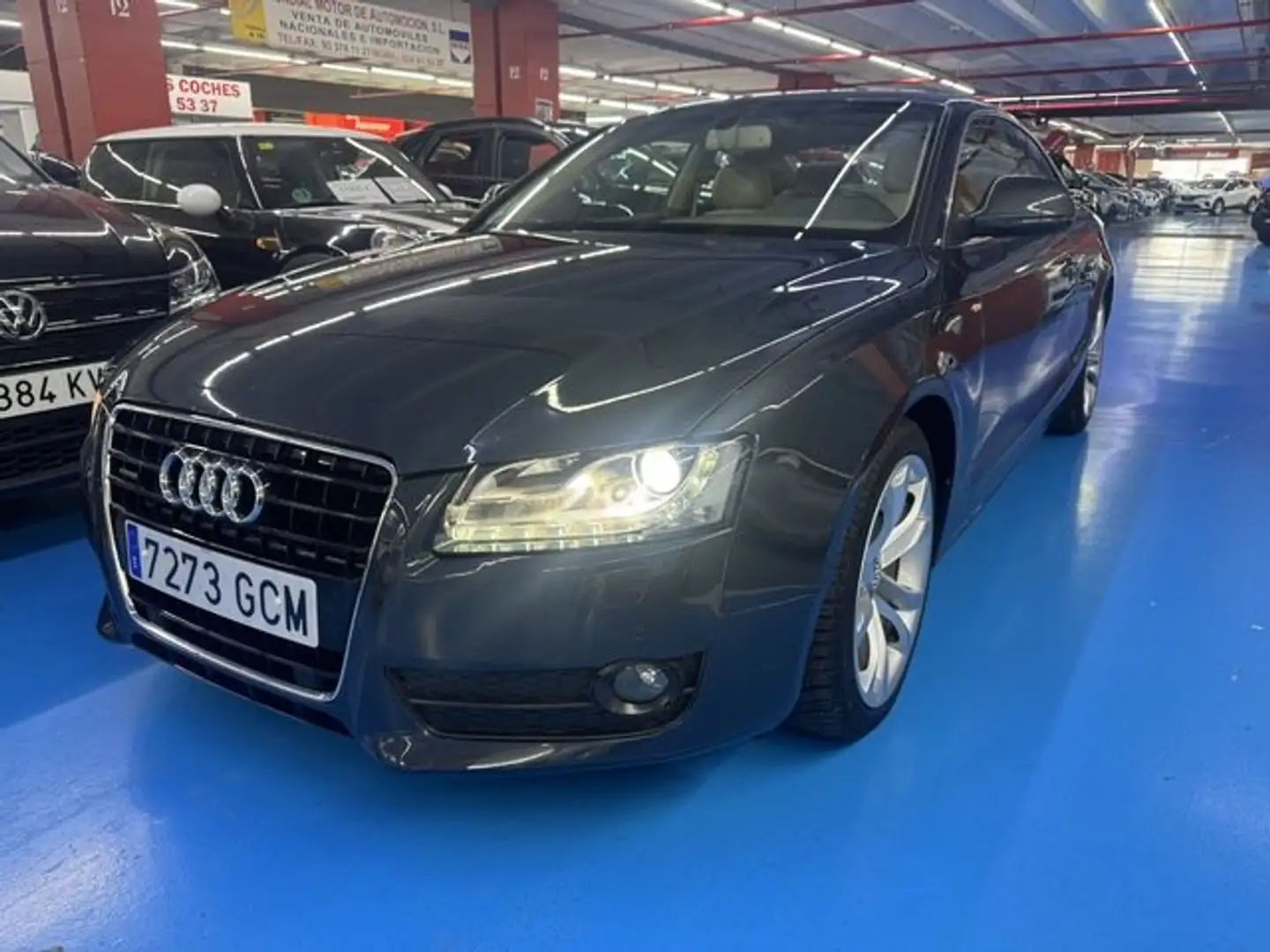 Audi A5 Coupé 3.2 FSI quattro Tiptronic Gris - 1
