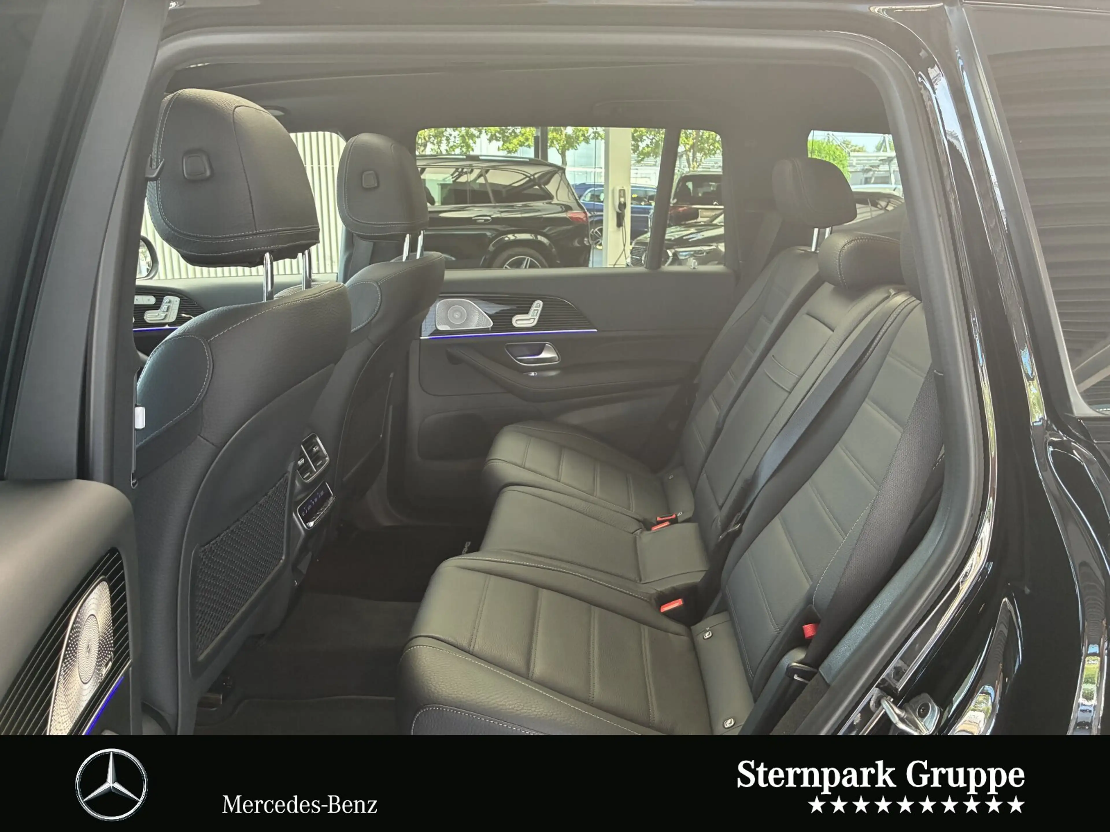 Mercedes-Benz GLS 350 GLS 350 d 4M AMG Standh*AHK*Pano*Sitzkli*Night* — photo 11
