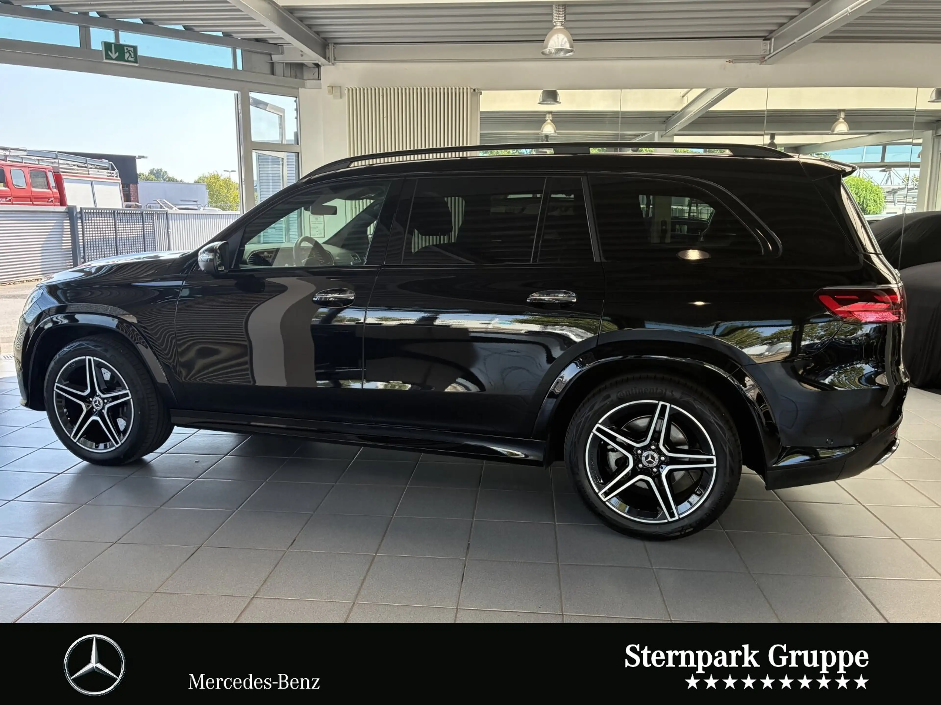 Mercedes-Benz GLS 350 GLS 350 d 4M AMG Standh*AHK*Pano*Sitzkli*Night* — photo 4