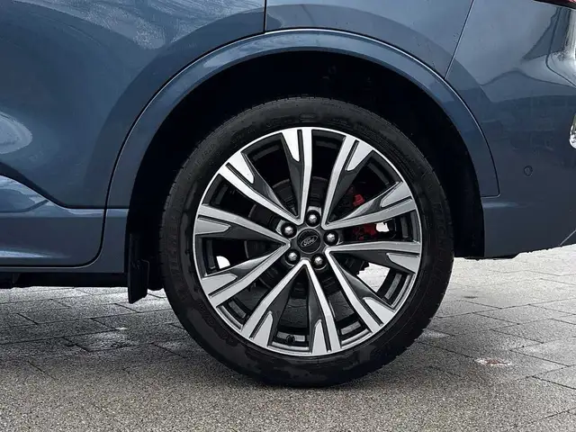 Ford Kuga view 9