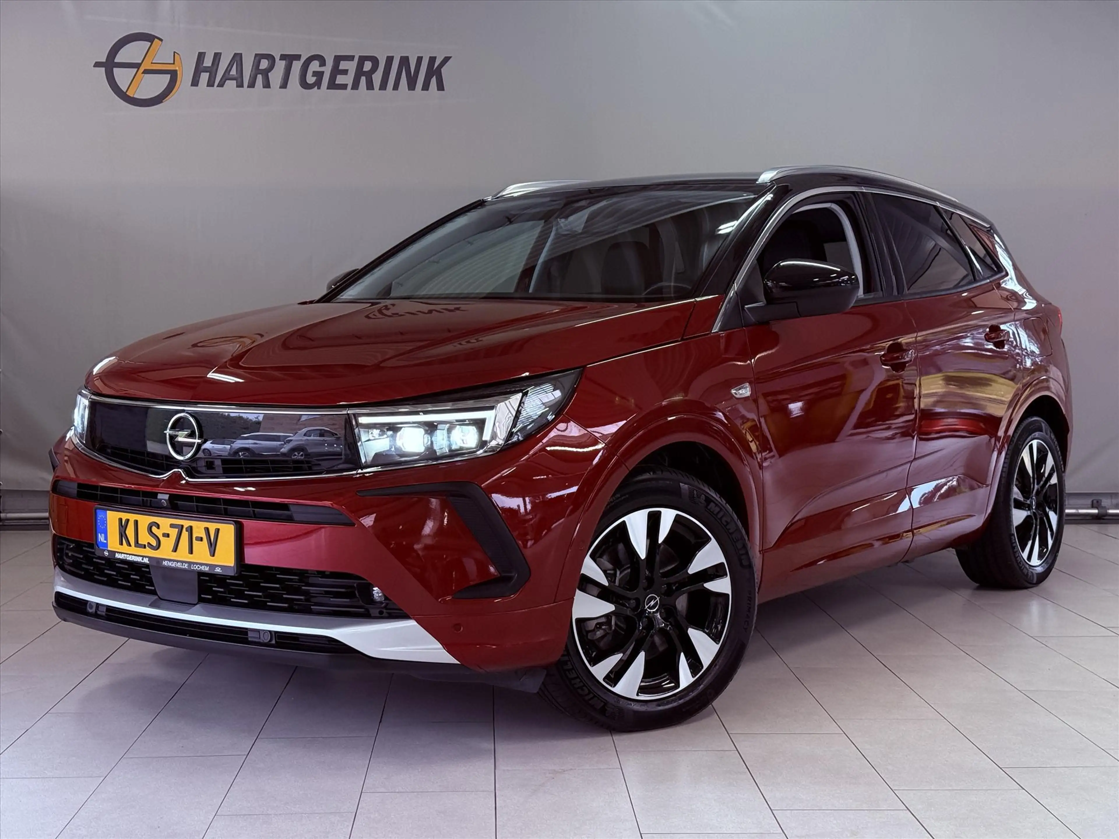 Opel Grandland 1.6 Turbo Hybrid4 300pk 4x4 Ultimate Automaat* Nav