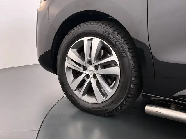 Peugeot Expert view 23