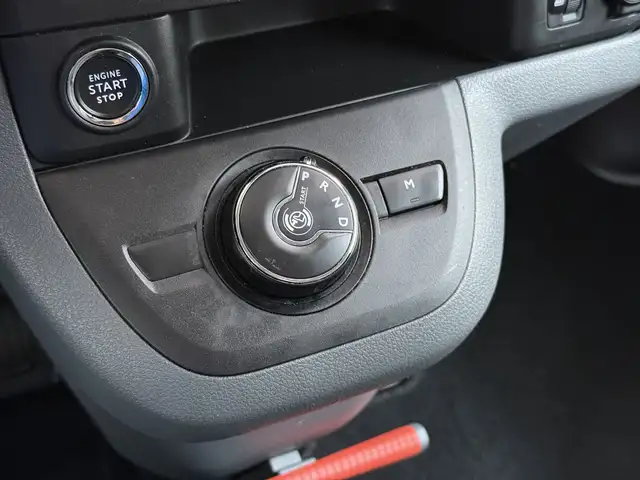 Peugeot Expert view 17
