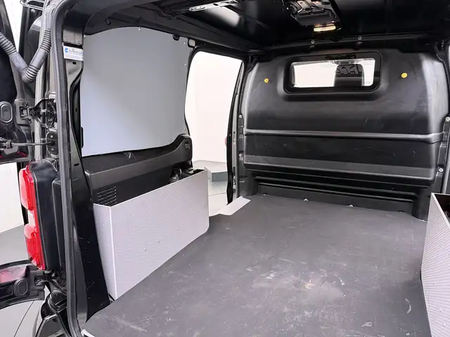 Peugeot Expert view 20