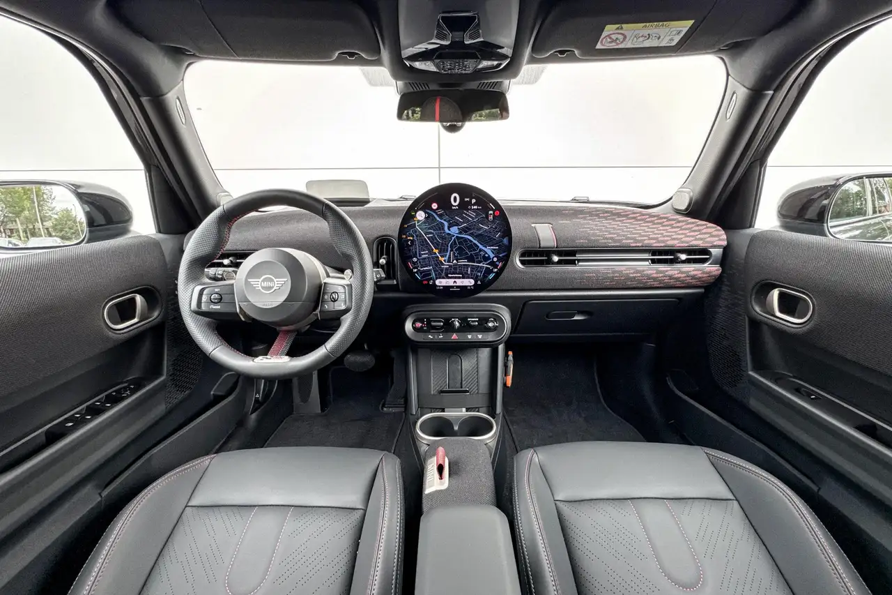 MINI Cooper C 2026 — фото 12