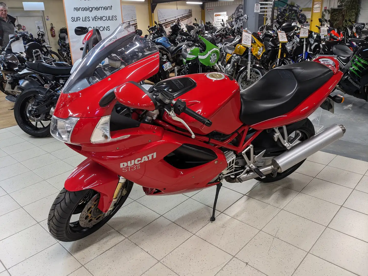 Ducati ST 3 Rojo - 1