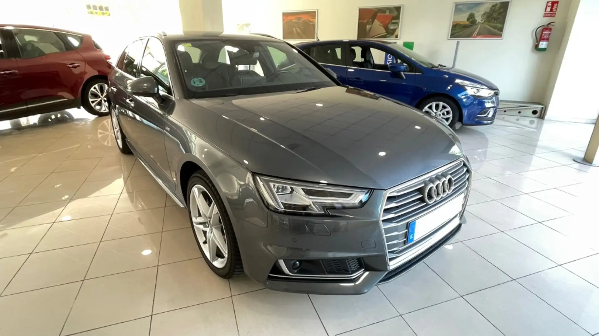 Audi A4 Avant 2.0TDI S line ed. S tronic 110kW (4.75) Gris - 1