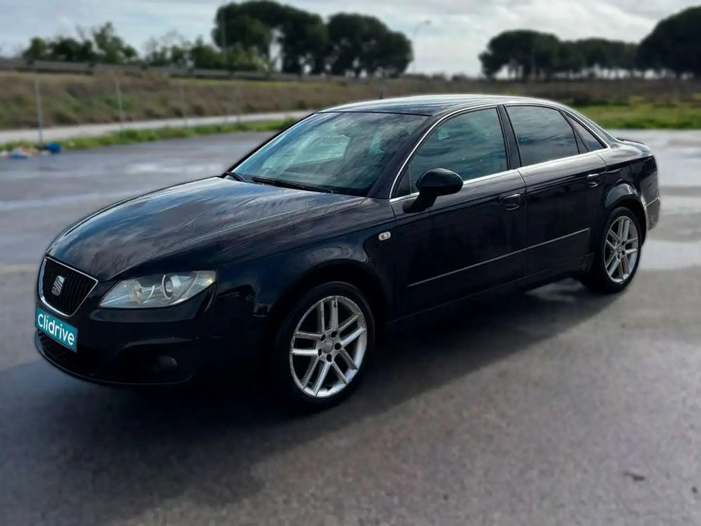 SEAT Exeo 2.0TDI CR Reference Gris - 2