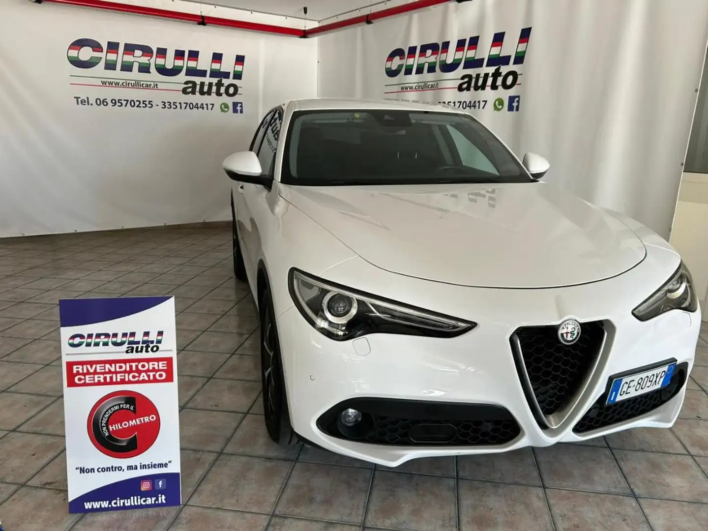 Alfa Romeo Stelvio N1 2.2 Turbodiesel 160 CV AT8 RWD Rosso Edizione Bianco - 2