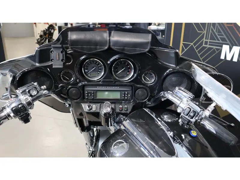 Harley-Davidson Sport Glide - foto 3