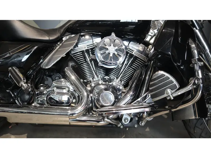 Harley-Davidson Sport Glide - foto 5