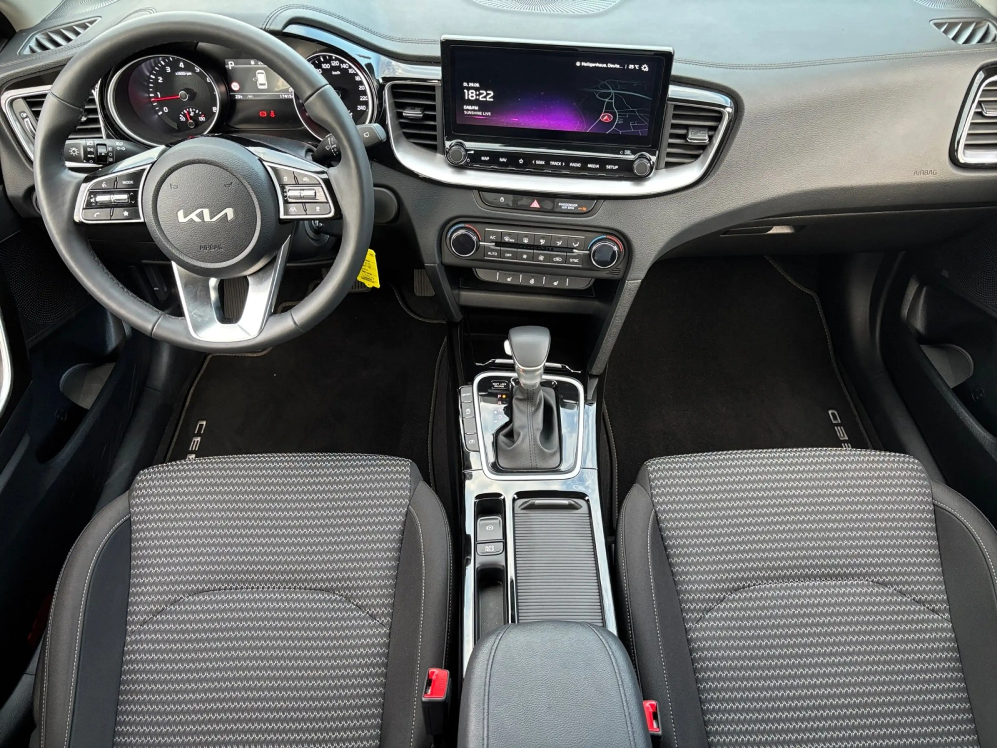 Kia Ceed SW / cee'd SW Ceed SW 1.5 Spirit DCT+LED+Navi+Kamera+JBL — photo 9