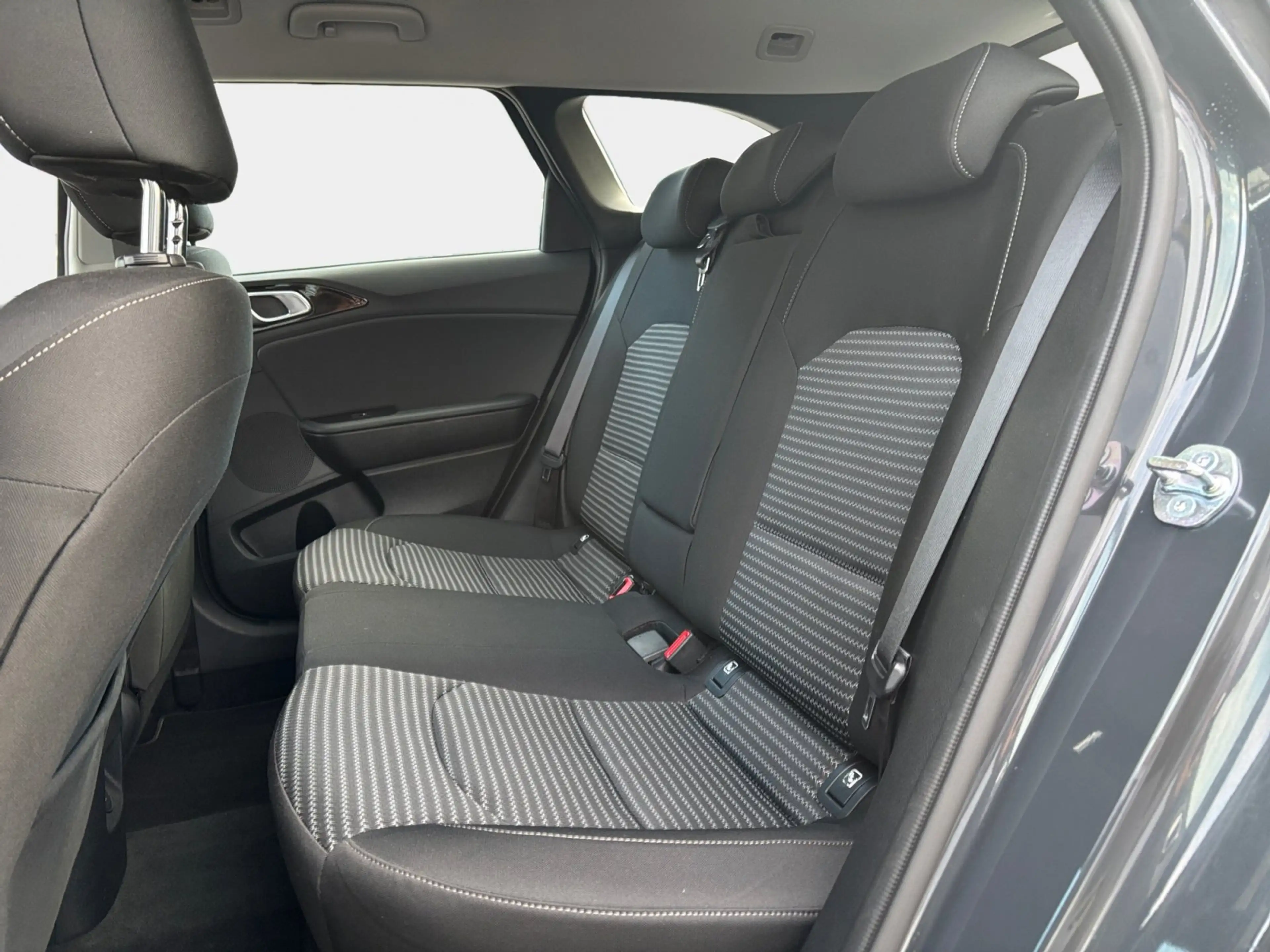 Kia Ceed SW / cee'd SW Ceed SW 1.5 Spirit DCT+LED+Navi+Kamera+JBL — photo 10