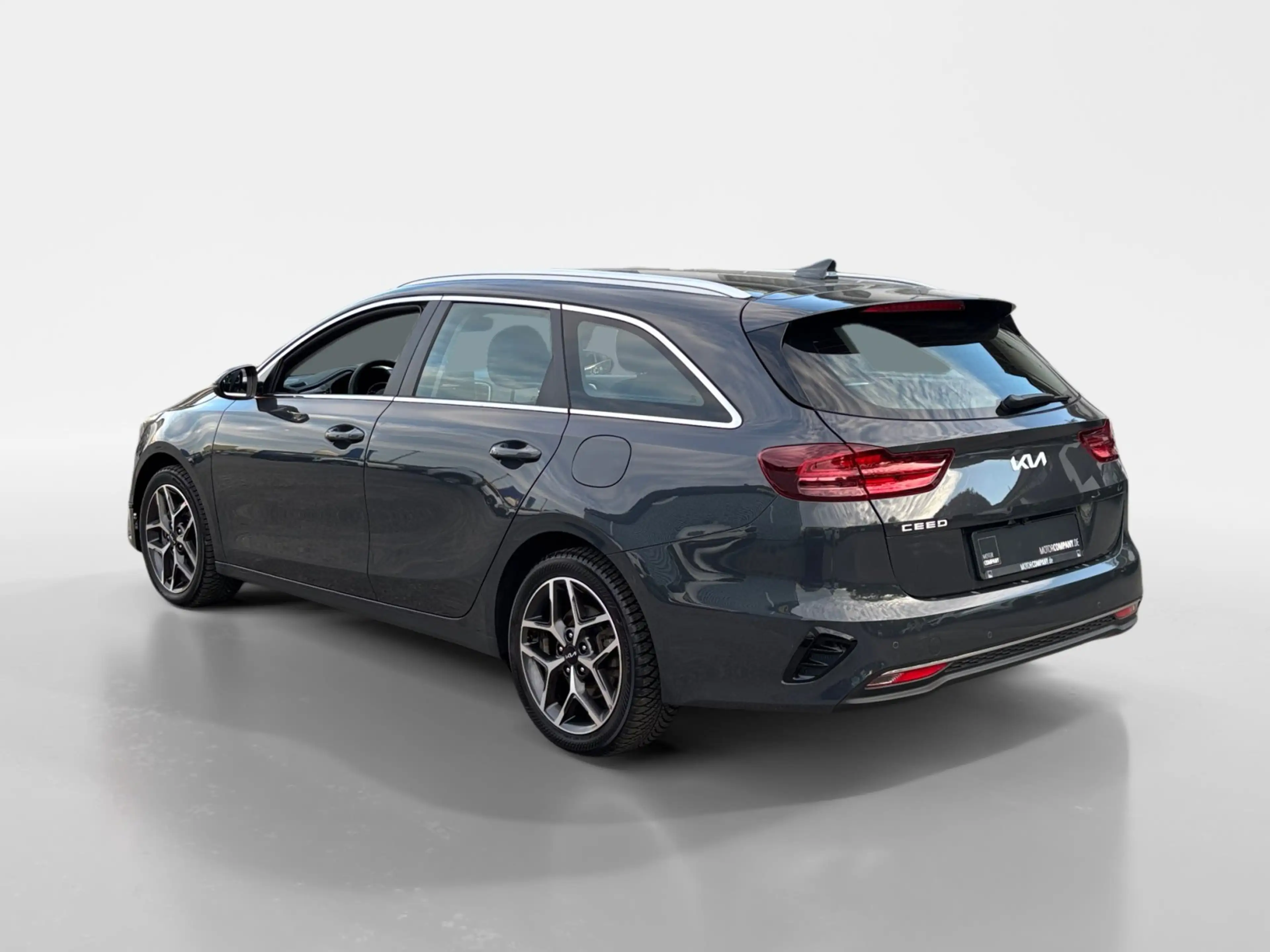 Kia Ceed SW / cee'd SW Ceed SW 1.5 Spirit DCT+LED+Navi+Kamera+JBL — photo 4