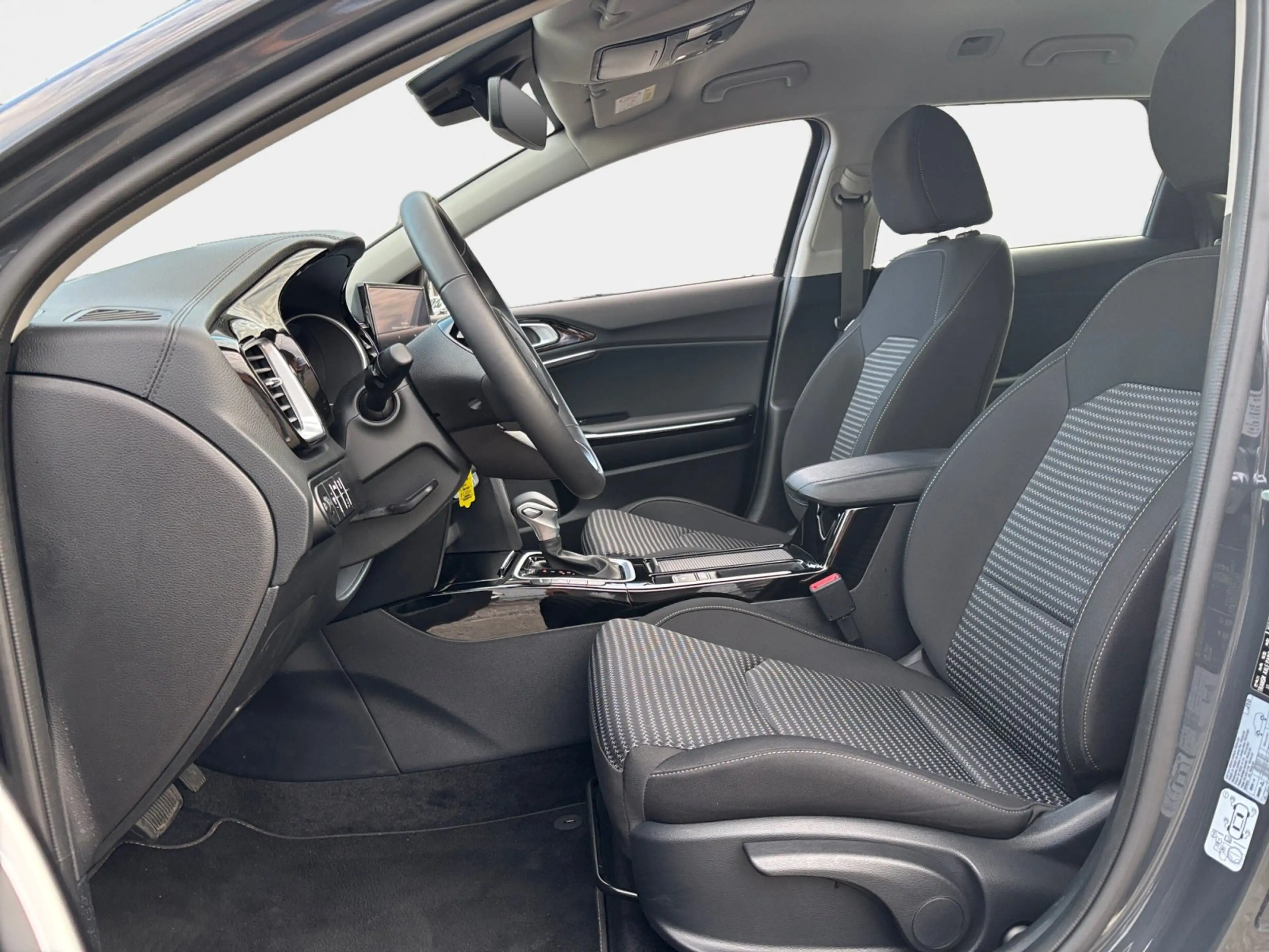 Kia Ceed SW / cee'd SW Ceed SW 1.5 Spirit DCT+LED+Navi+Kamera+JBL — photo 8