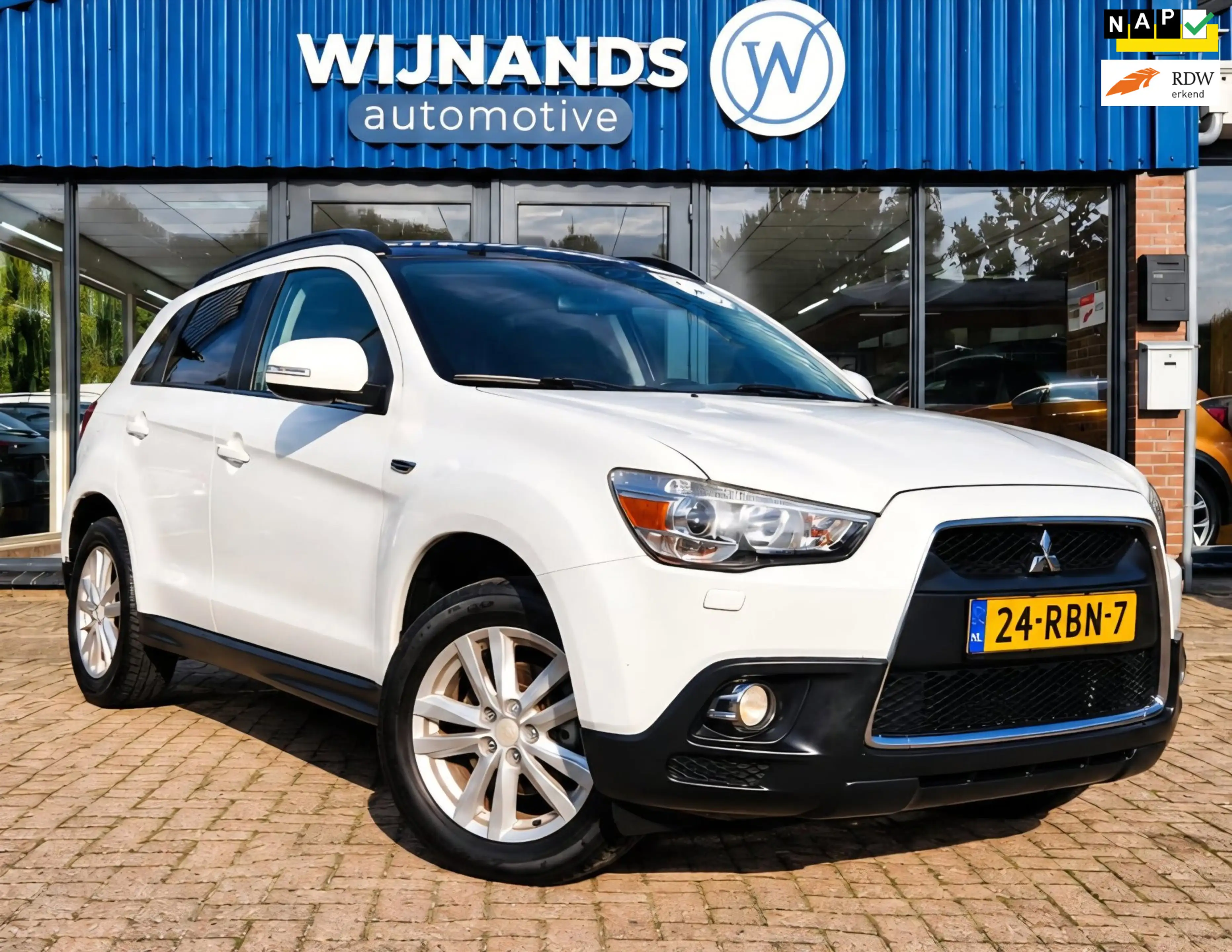 Mitsubishi ASX 1.6 Intense ClearTec Panoramadak Carplay