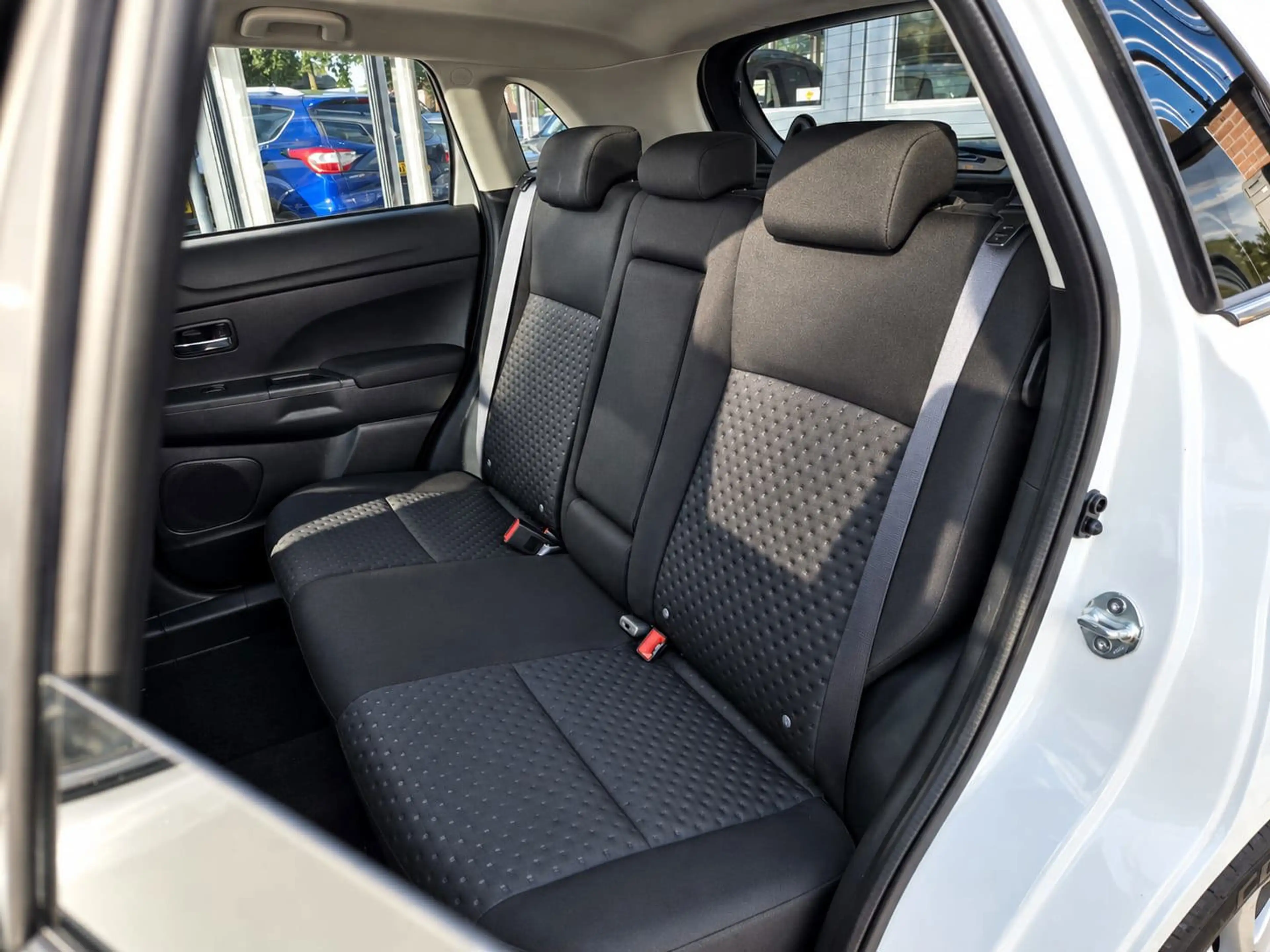 Mitsubishi ASX 1.6 Intense ClearTec Panoramadak Carplay — photo 12