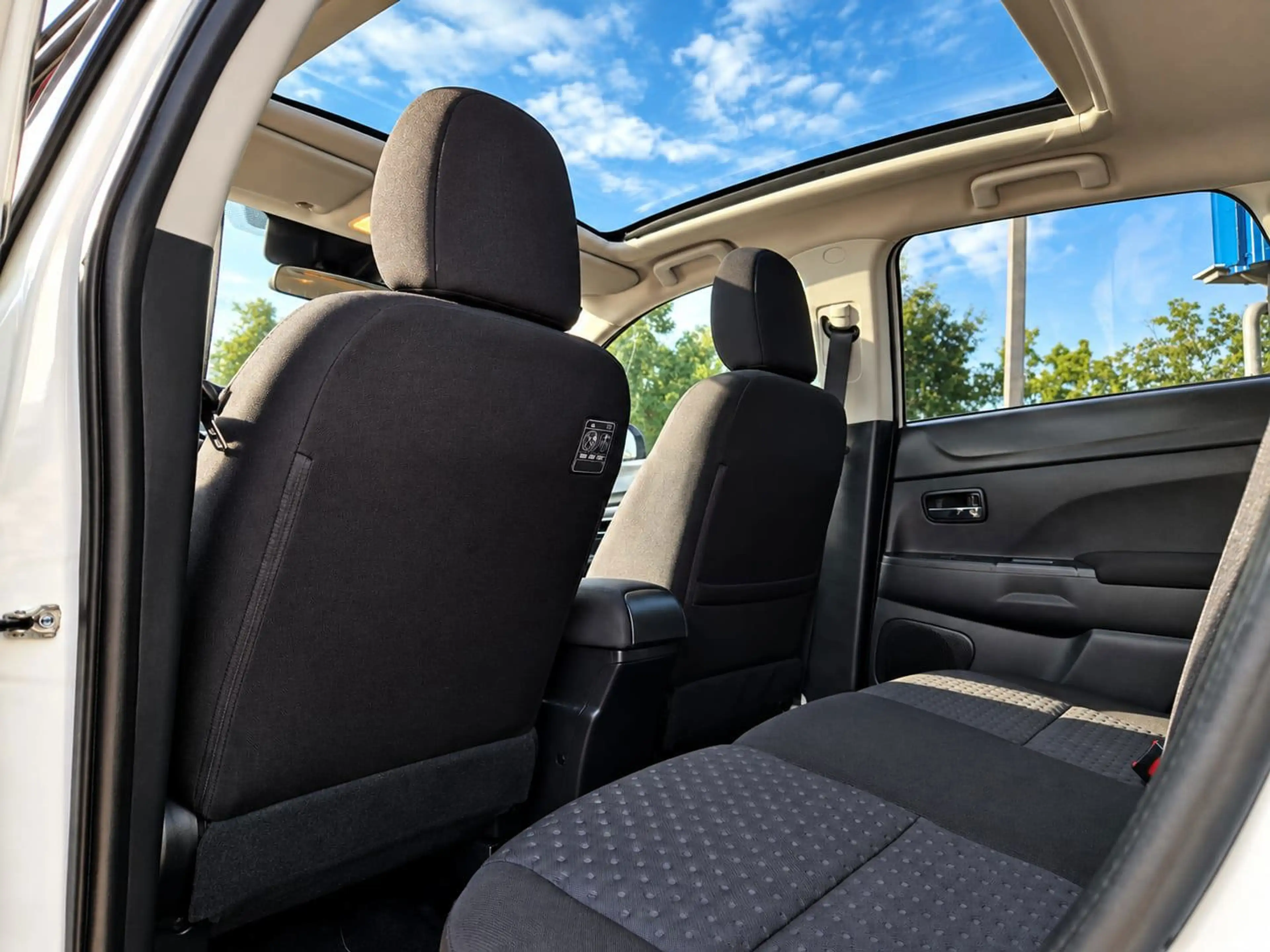Mitsubishi ASX 1.6 Intense ClearTec Panoramadak Carplay — photo 13