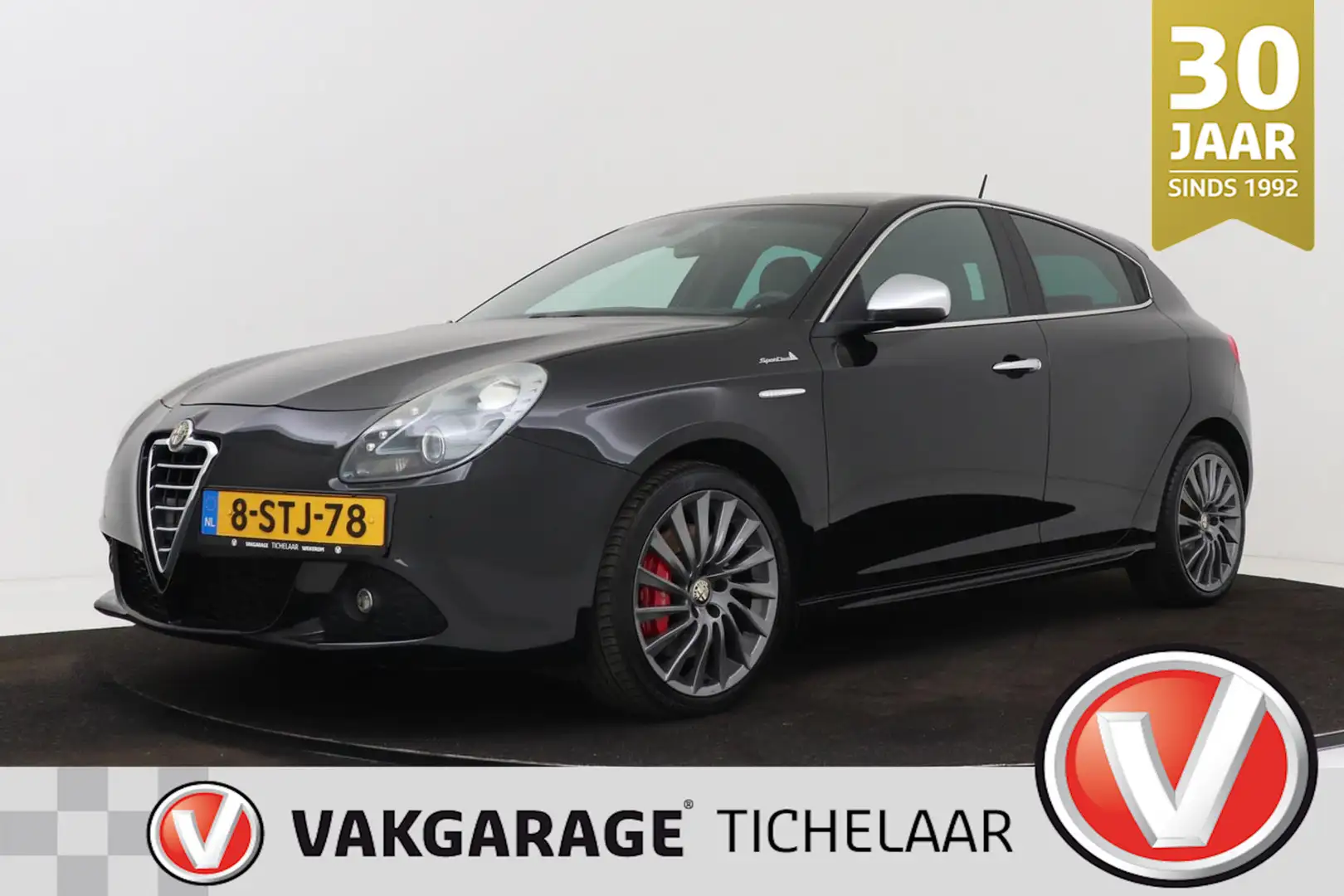 Alfa Romeo Giulietta 1.4 T Business Executive | Org NL | Automaat | Nav Zwart - 1