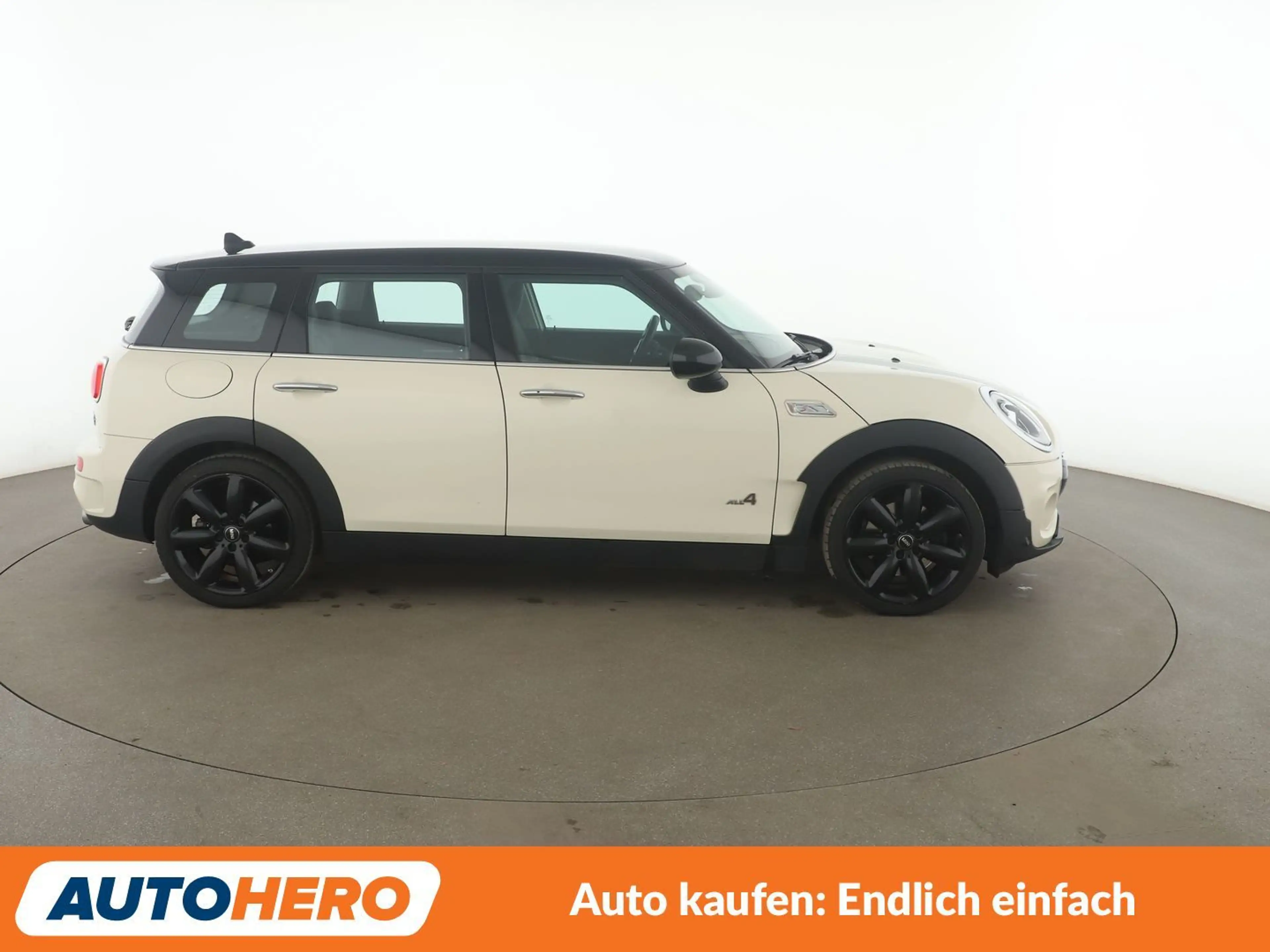 MINI Cooper S Clubman Cooper S ALL4*TEMPO*PDC*SHZ*ALU*LIM* — photo 7