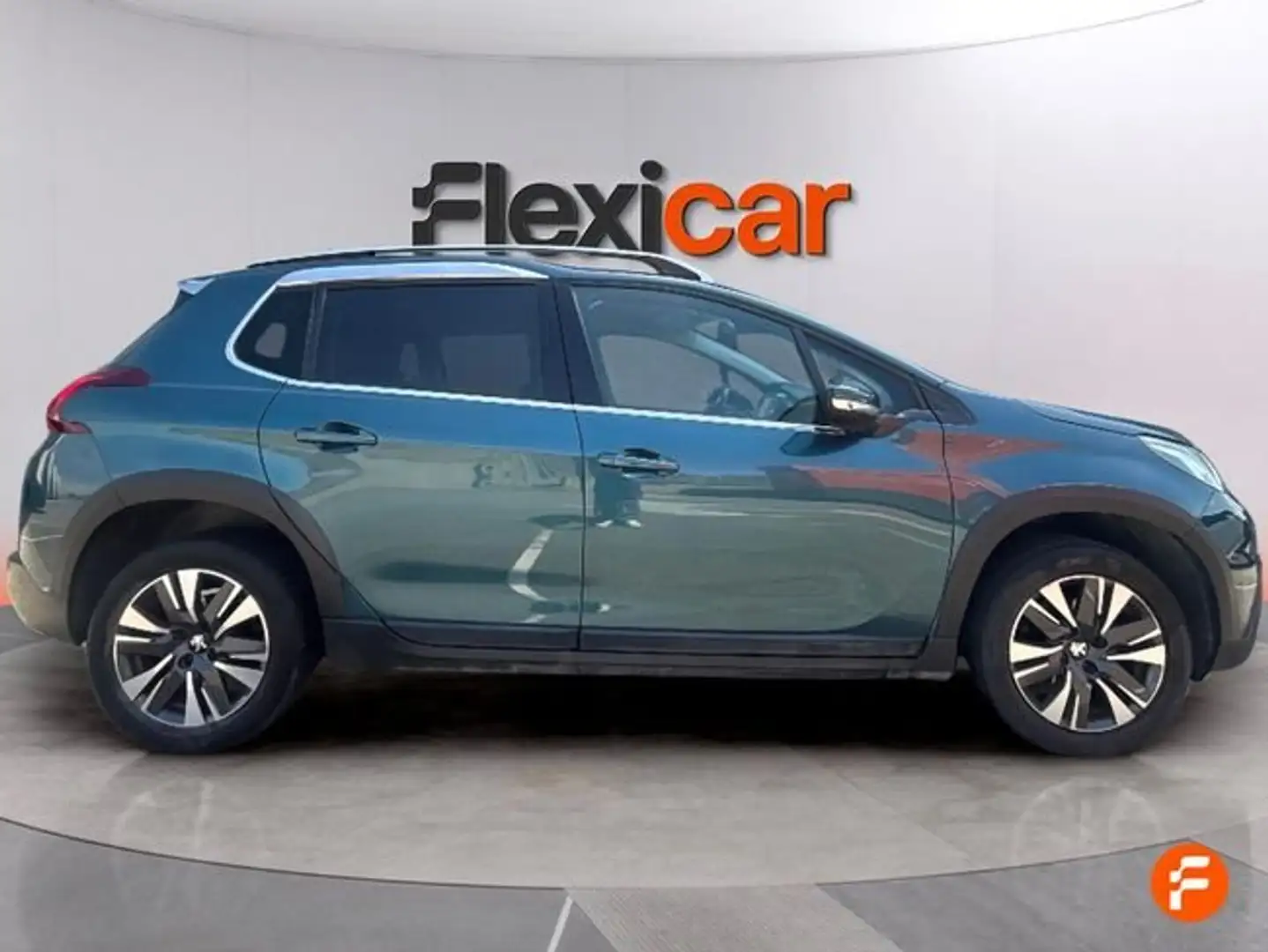 Peugeot 2008 1.6 BlueHDI Allure 100 Verde - 2