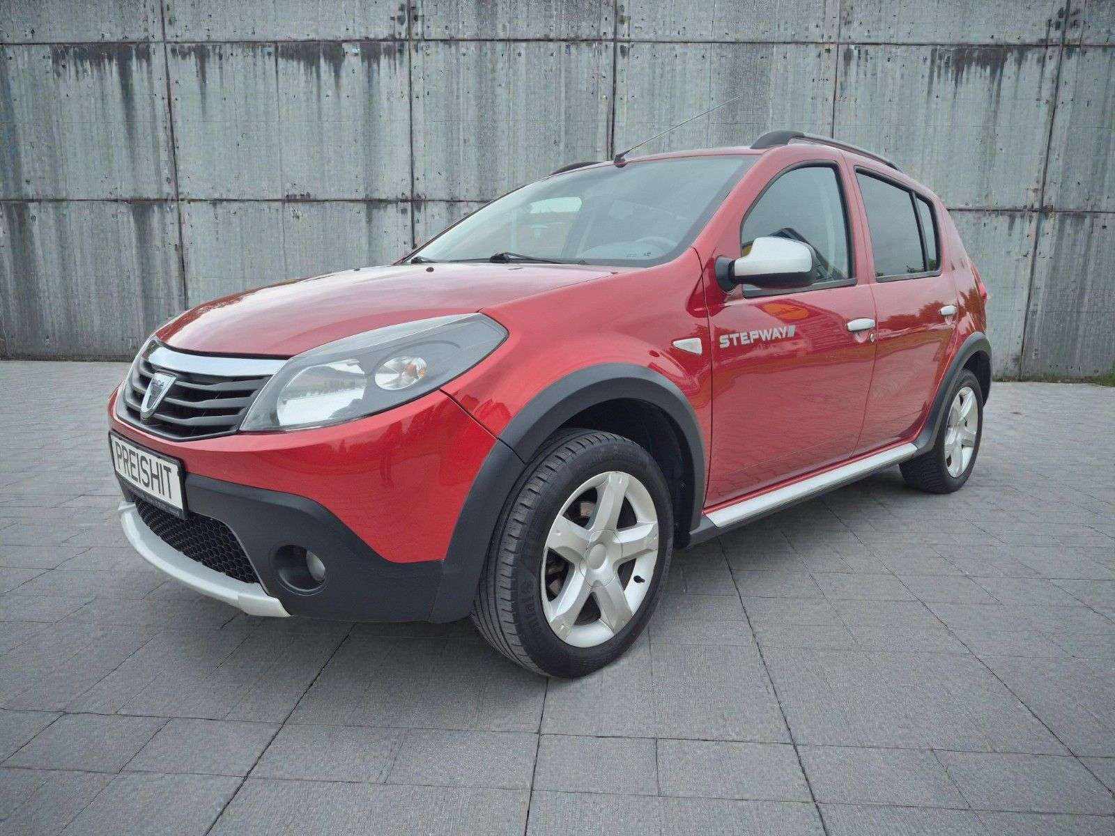 Second hand Dacia Sandero 1.6