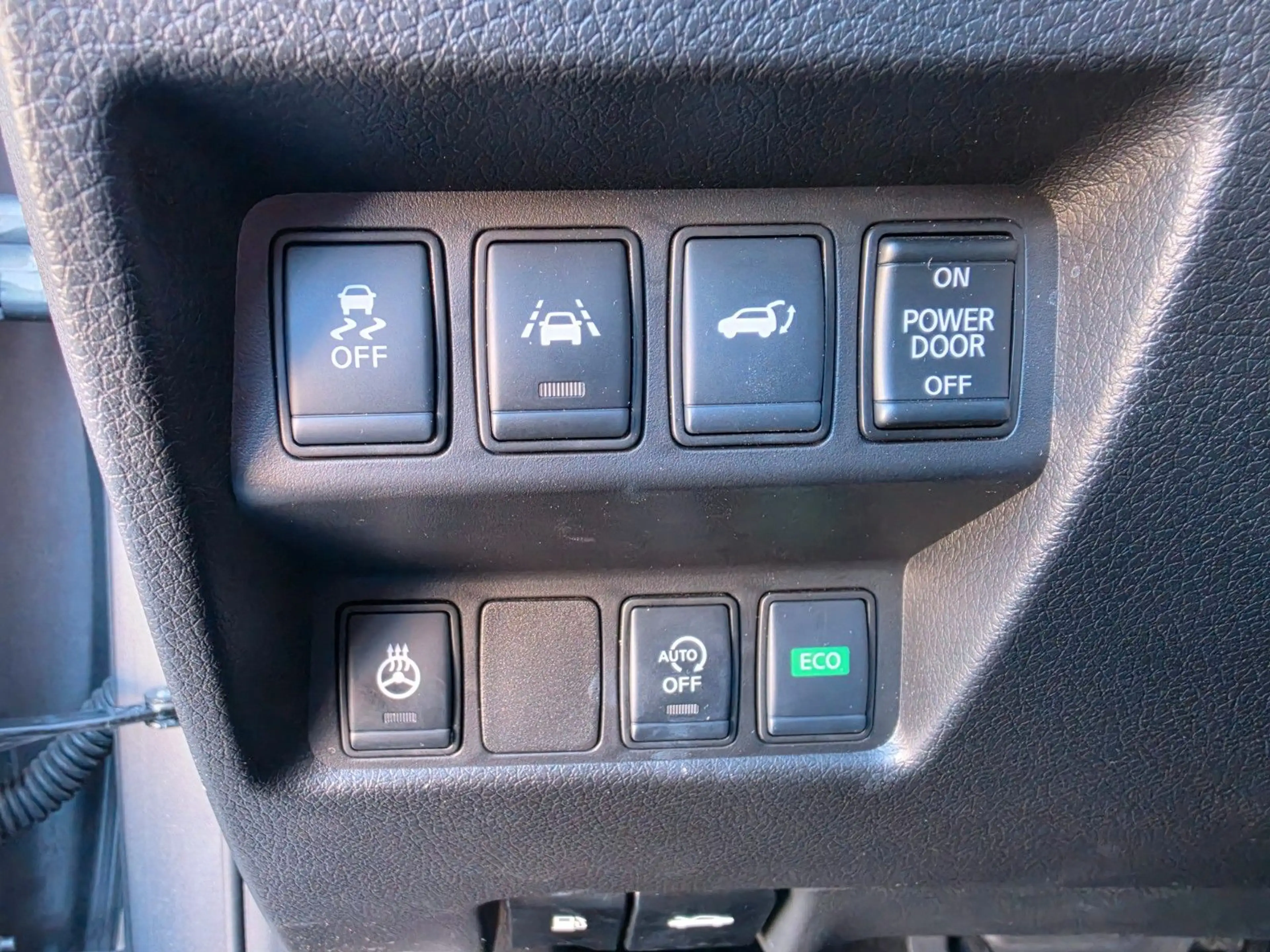 Nissan X-Trail Tekna Vollausstattung 58Tkm — photo 25
