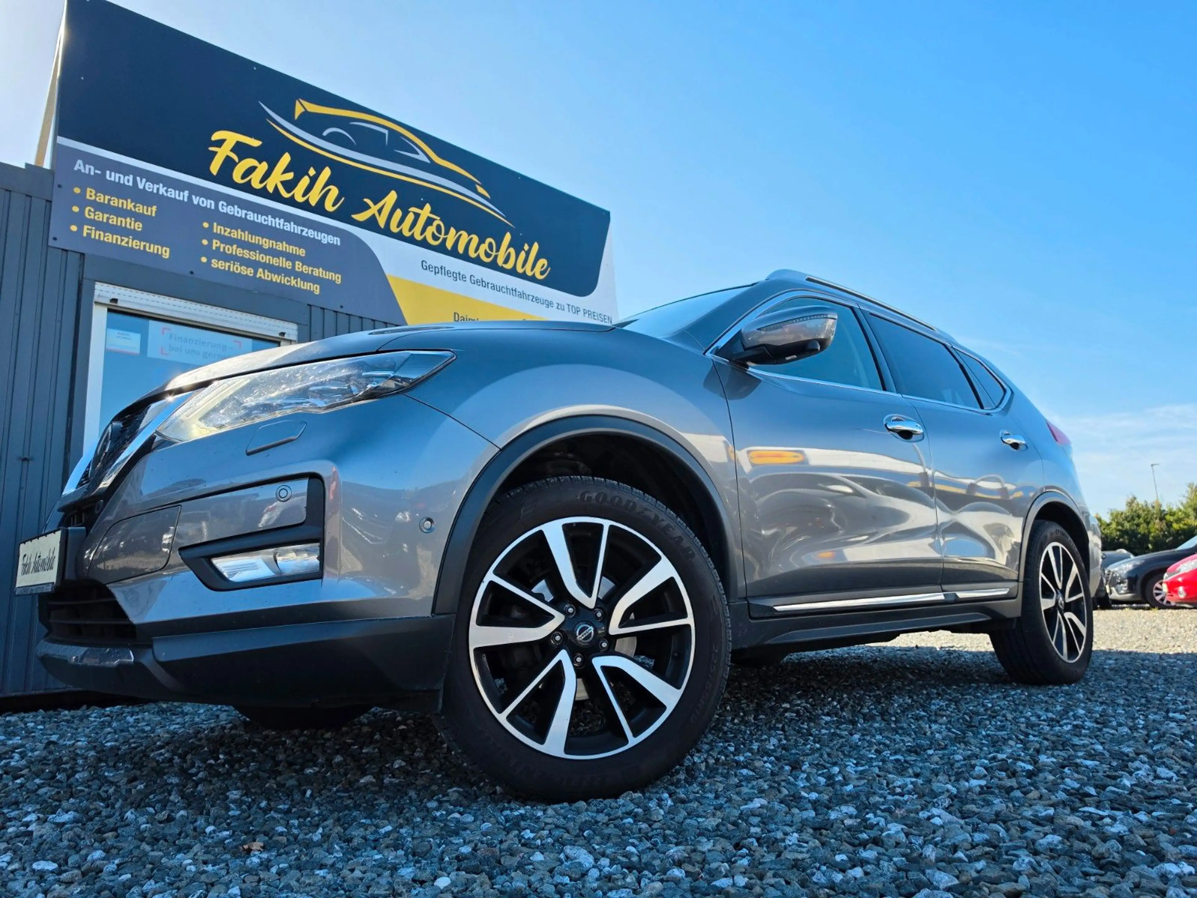 Nissan X-Trail Tekna Vollausstattung 58Tkm