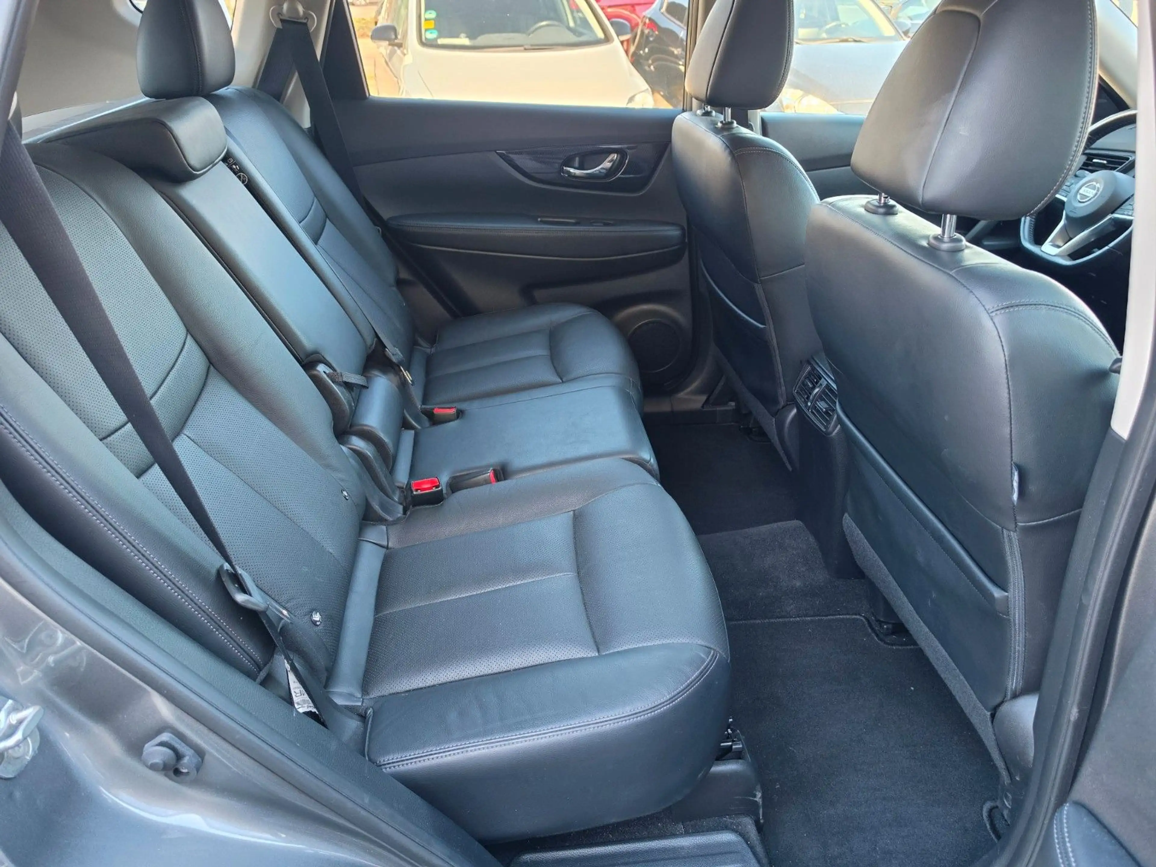 Nissan X-Trail Tekna Vollausstattung 58Tkm — photo 12