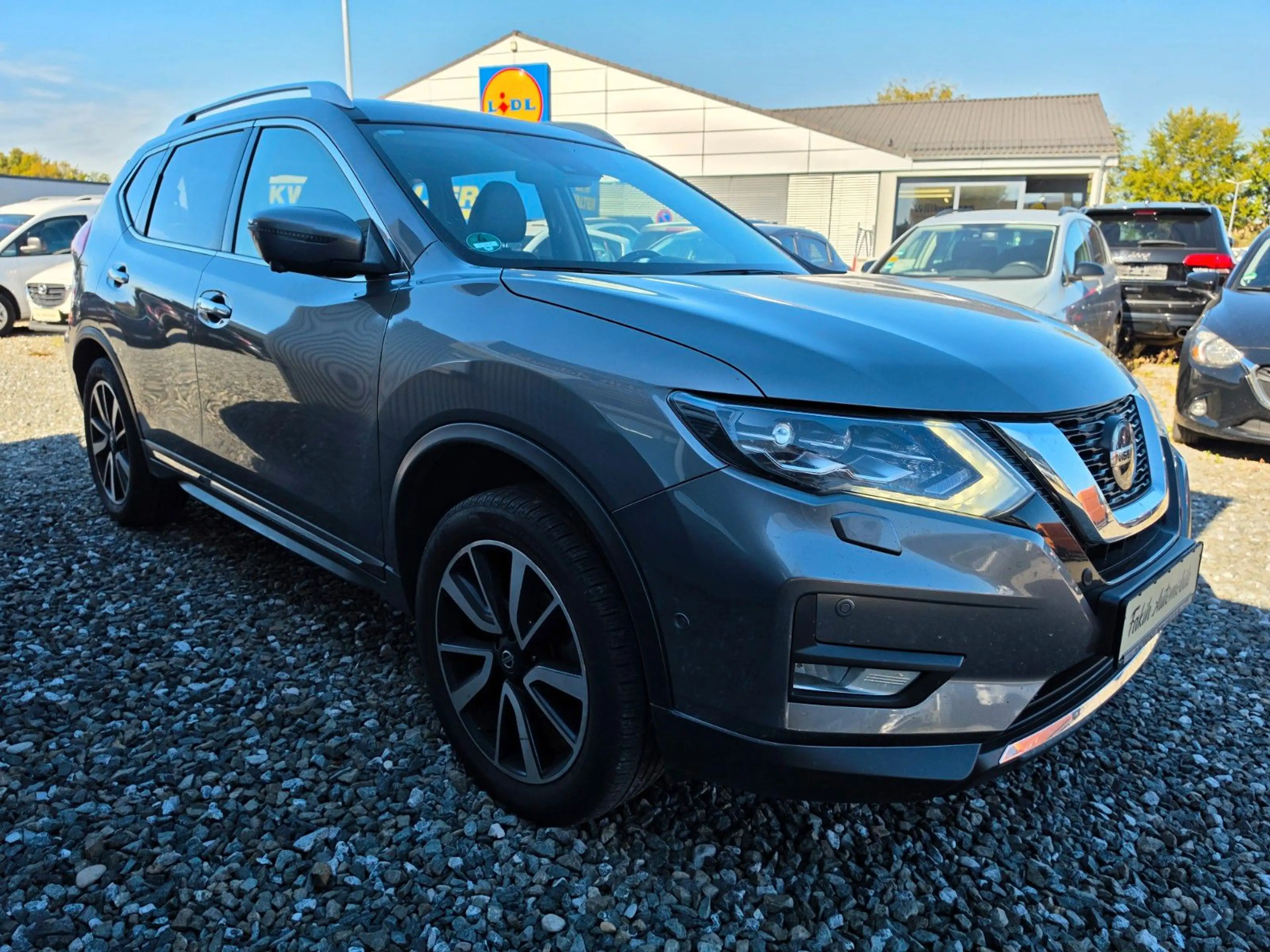 Nissan X-Trail Tekna Vollausstattung 58Tkm — photo 3