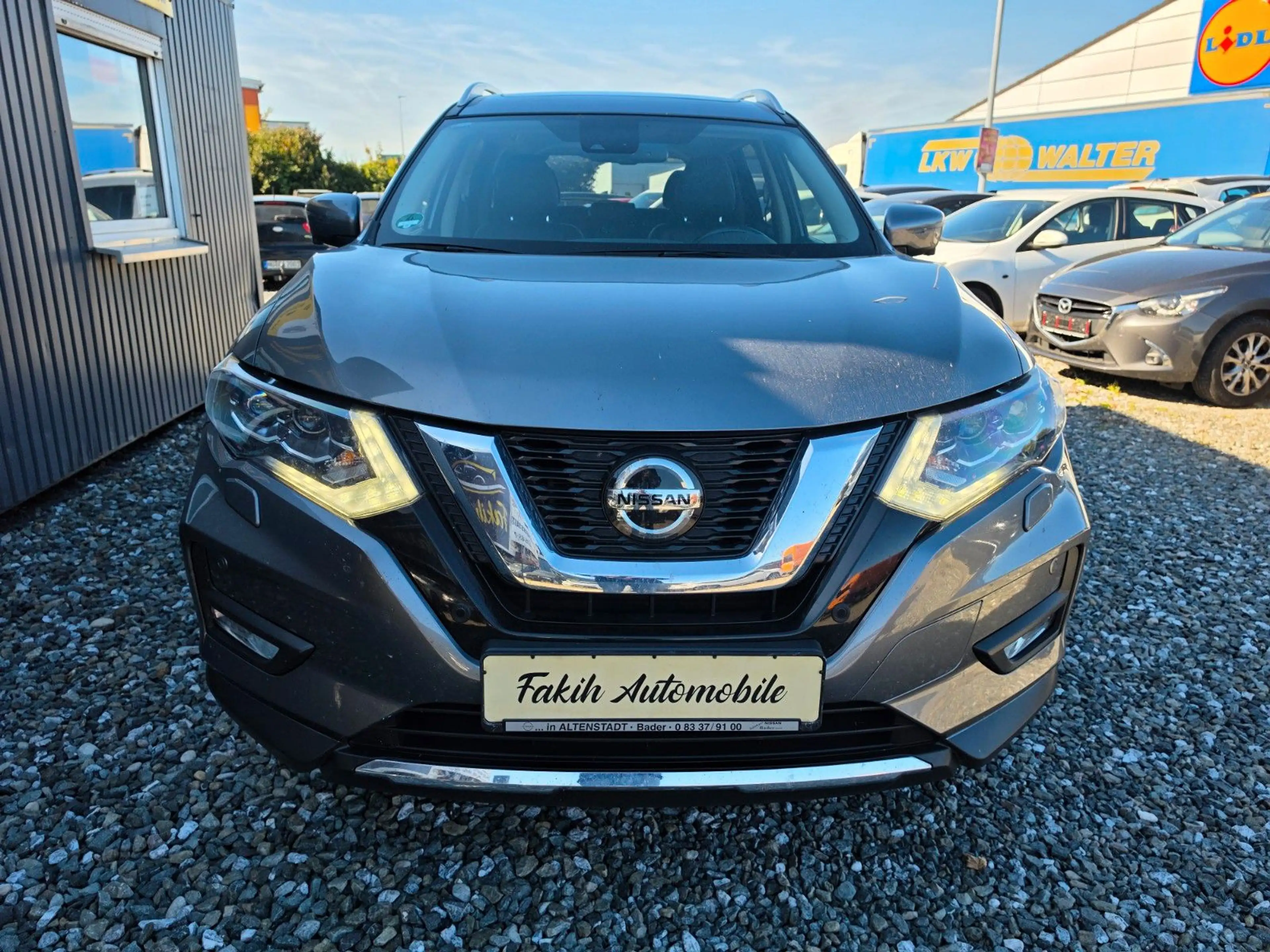 Nissan X-Trail Tekna Vollausstattung 58Tkm — photo 2