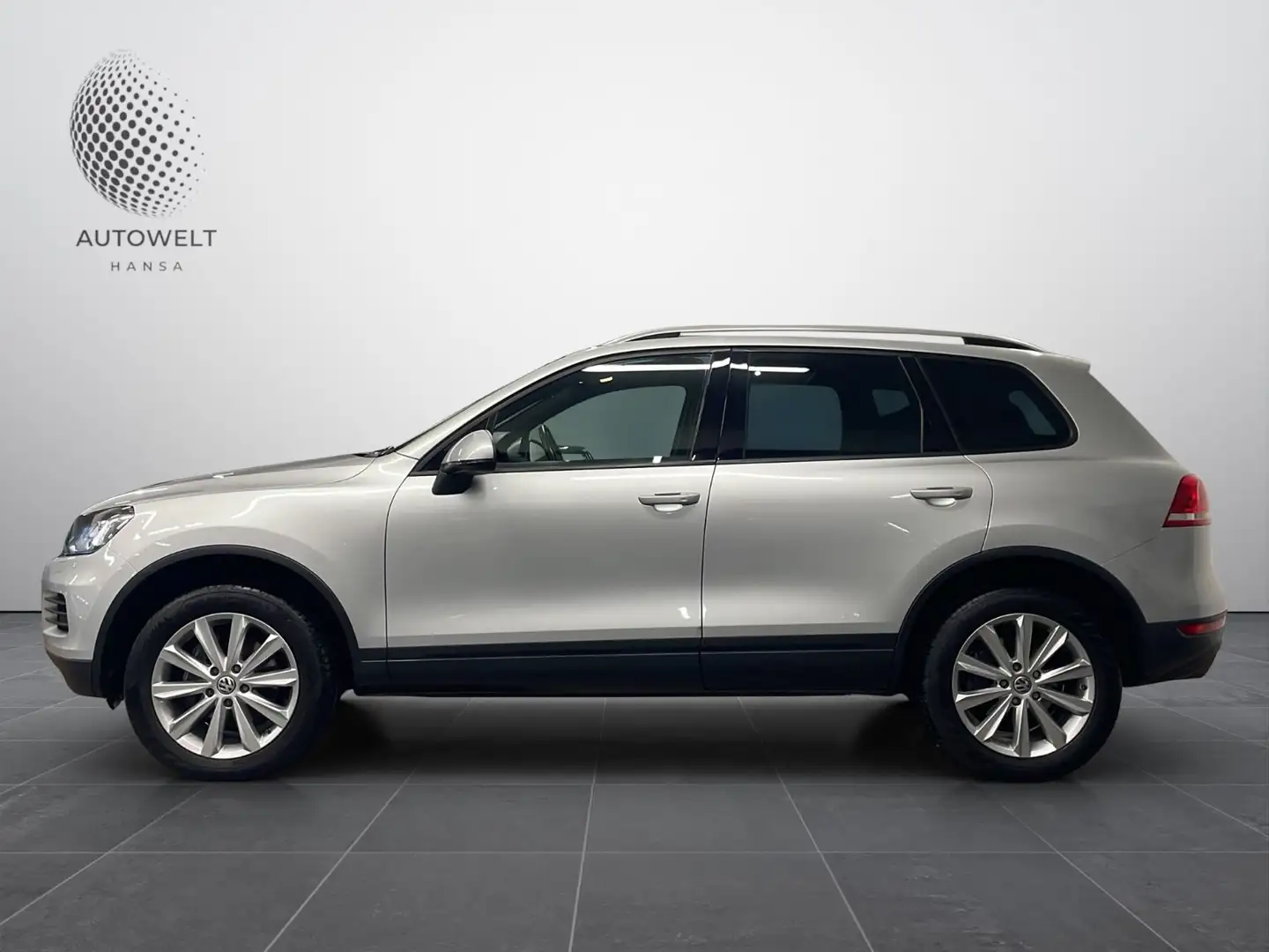 Volkswagen Touareg V6 TDI/ACC/STANDH./XEN/KEYLESS/AHK/3.5t Silber - 2