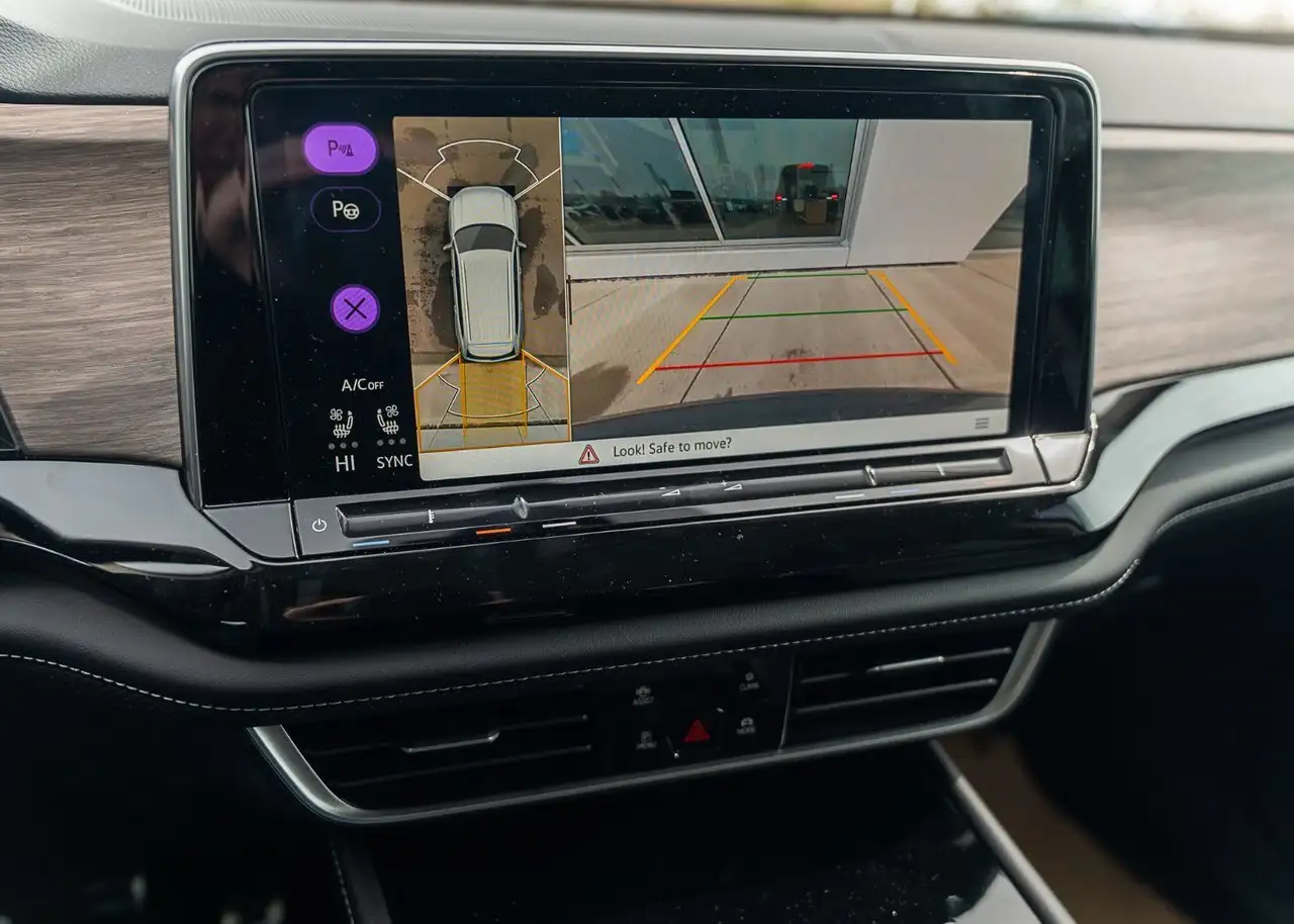 Volkswagen Atlas снимка Volkswagen Atlas